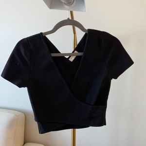 Babaton black short sleeve crop top
